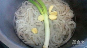 皮冻的做法视频,轻松掌握家常美味