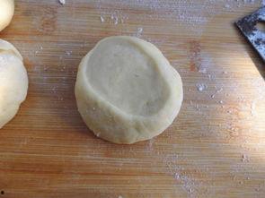 奶油怎么做 视频,轻松掌握家常奶油制作技巧