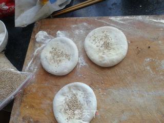 老北京烧饼的做法视频,传统风味，一饼在手，回味无穷