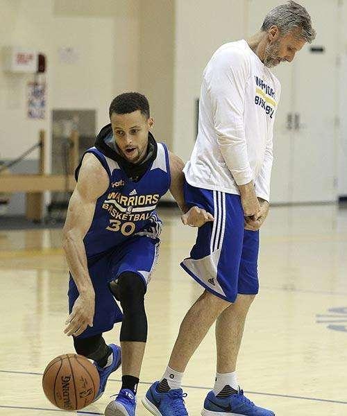 篮球运球教学视频,跟随教学视频轻松掌握