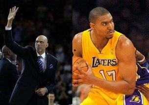 贾巴尔勾手视频,重温贾巴尔勾手绝技的经典瞬间