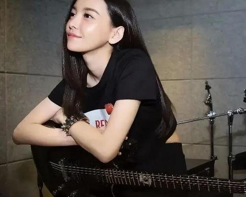 于文文视频,视频中的情感演绎与音乐魅力