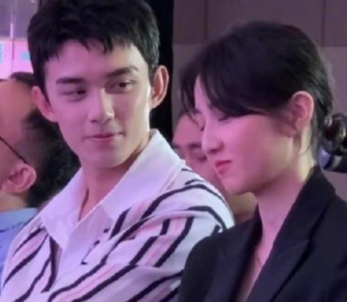 吴磊唱歌视频,音乐魅力绽放