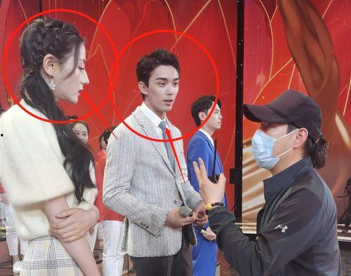 吴磊唱歌视频,音乐魅力绽放