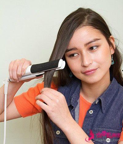 拉直头发视频,打造完美直发造型教程