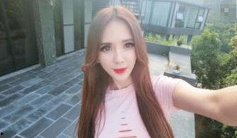 巨乳 在线视频,揭秘网络视频中的性感诱惑现象