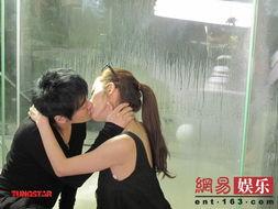 亲亲吻视频,揭秘亲吻视频中的浪漫瞬间