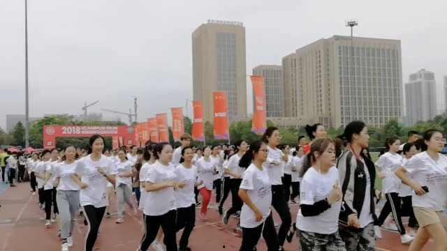 军训跑步视频,汗水铸就青春风采