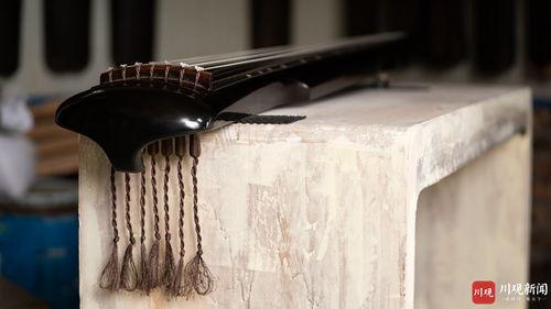 古琴制作视频,一弦一音，传承千年的艺术精粹