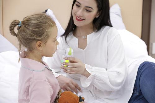 小孩雾化视频,温馨治愈的雾化时刻