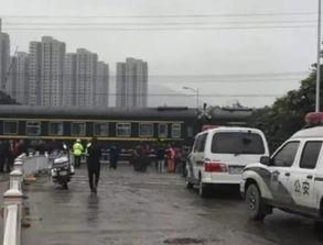 火车撞车视频,火车相撞事故现场直击