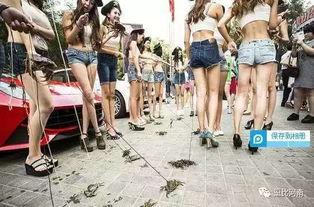 吃瓜大队爆料美女脱裤子,美女脱裤瞬间，真相揭秘！